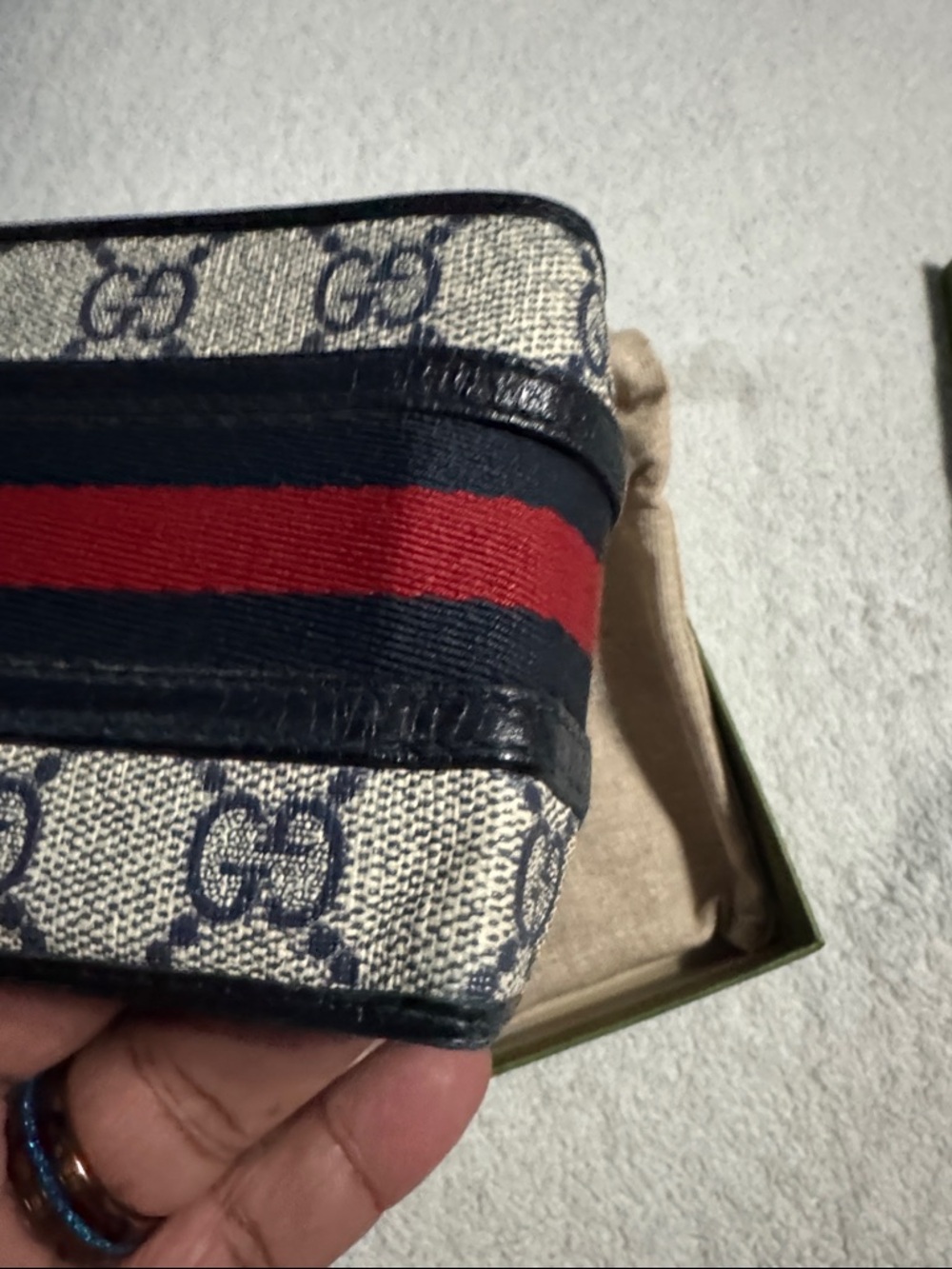 Gucci Beige GG Supreme Card Wallet with Blue Leather and Red Web Stripe - Picture 8 of 9